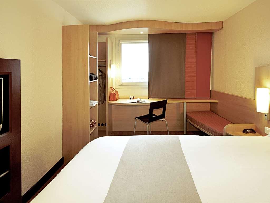 Ibis Centre Gare Et Congres Hotel 3*