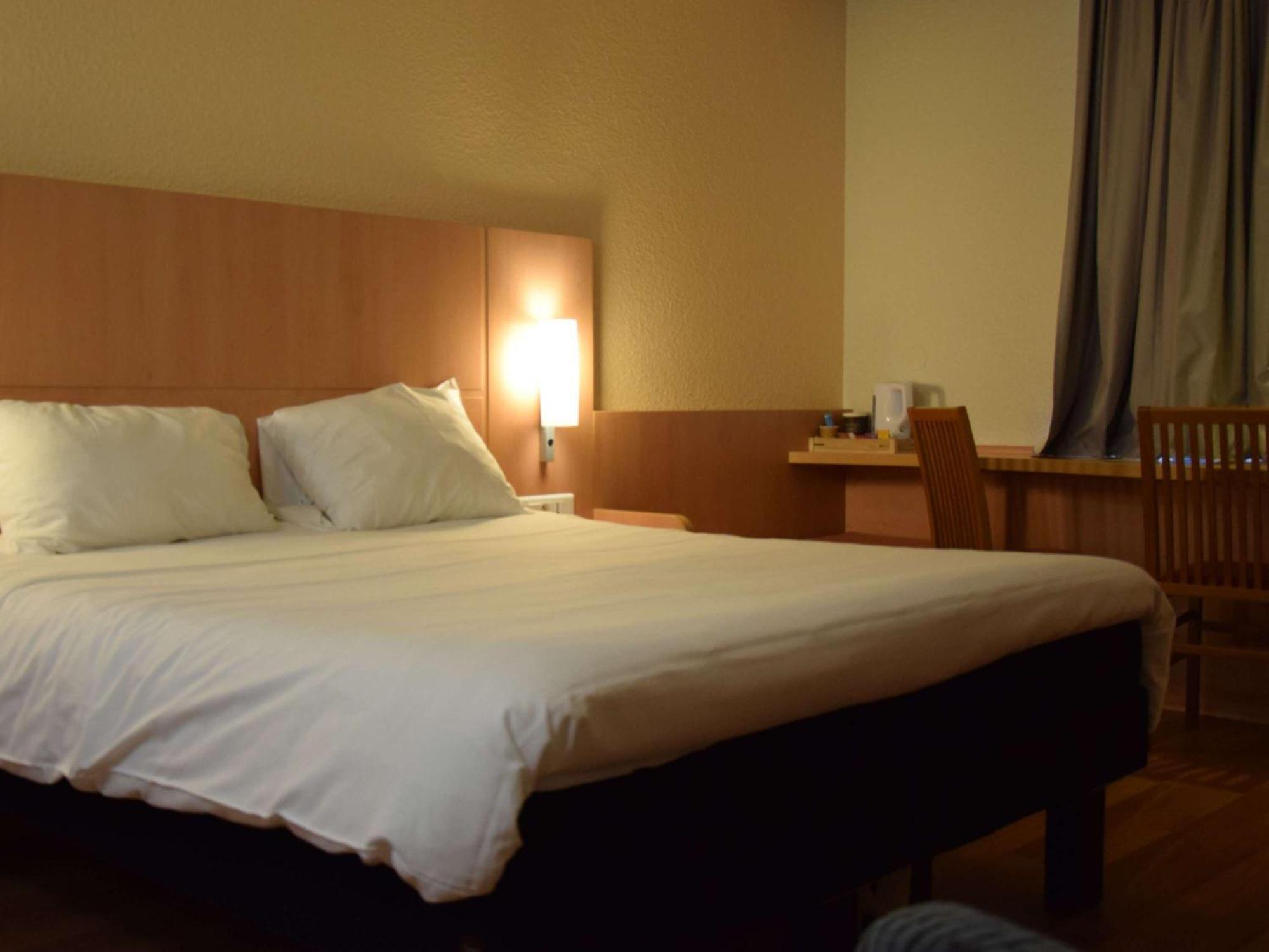 Ibis Centre Gare Et Congres 3*